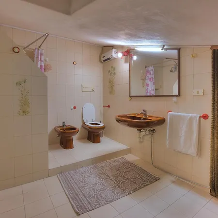 Casa Rifrullo Risto Apartment *